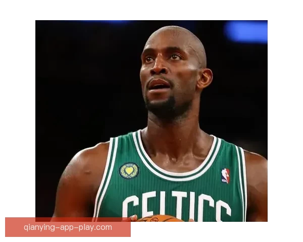 加内特怒批NBA娱乐化明星光环掩盖拼搏竞技本质引发联盟未来深思