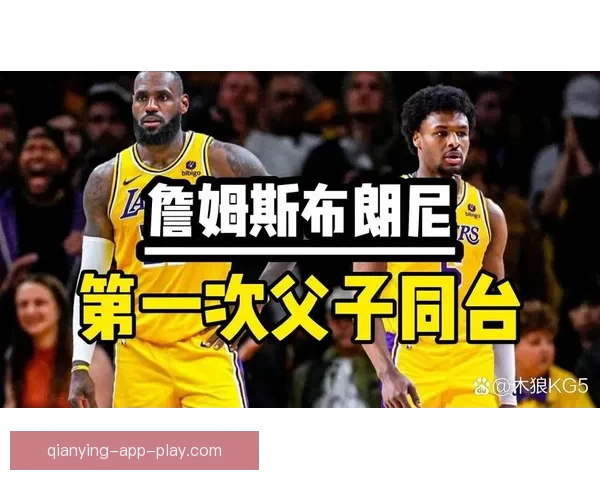 詹姆斯父子打高尔夫遭遇惊险 鳄鱼现身水中老詹勇敢捡球 詹姆斯父子打高尔夫遭遇惊险 鳄鱼现身水中老詹勇敢捡球
